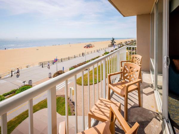 Hampton Inn Virginia Beach Oceanfront North : photo 3 de la chambre chambre queen avec 2 lits queen-size - côté océan - non-fumeurs