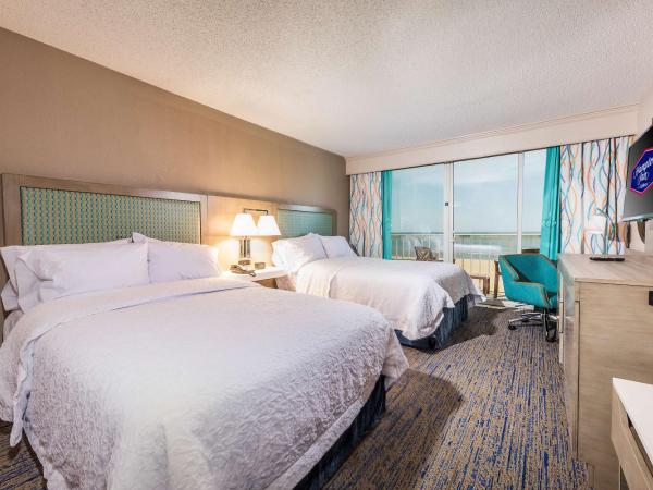 Hampton Inn Virginia Beach Oceanfront North : photo 7 de la chambre chambre queen avec 2 lits queen-size - côté océan - non-fumeurs