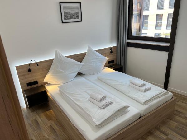 NB Apartments : photo 1 de la chambre studio avec canapé-lit