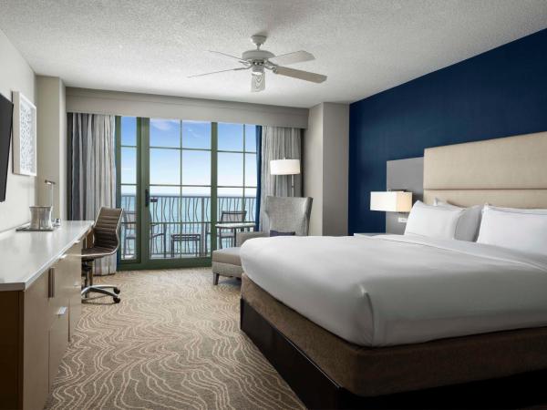 Hilton Virginia Beach Oceanfront : photo 2 de la chambre chambre lit king-size - côté océan