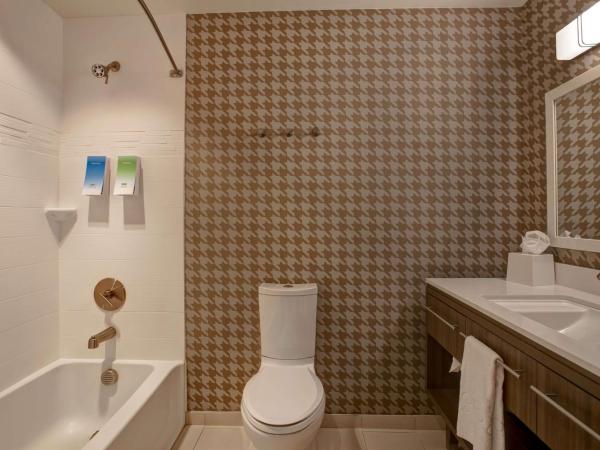 Home2 Suites By Hilton San Antonio Riverwalk : photo 9 de la chambre studio lit queen-size - non-fumeurs