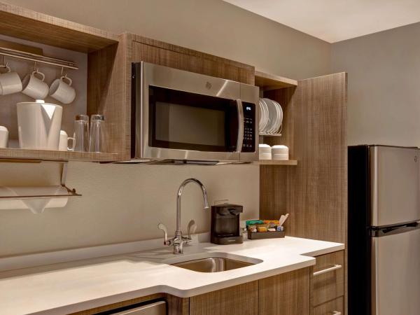 Home2 Suites By Hilton San Antonio Riverwalk : photo 7 de la chambre studio lit queen-size - non-fumeurs