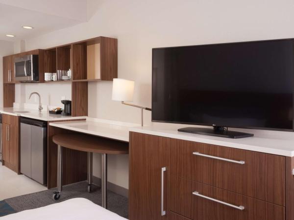 Home2 Suites By Hilton Atlanta Perimeter Center : photo 4 de la chambre suite studio lit king-size - non-fumeurs