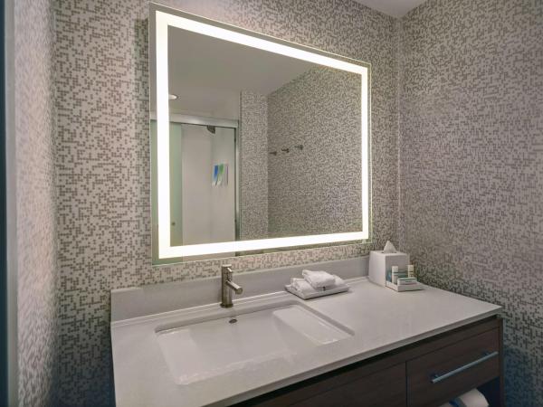 Home2 Suites by Hilton Atlanta Airport North : photo 5 de la chambre suite lit queen-size