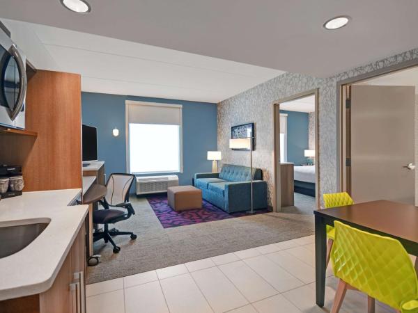 Home2 Suites by Hilton Atlanta Airport North : photo 3 de la chambre suite lit queen-size 1 chambre