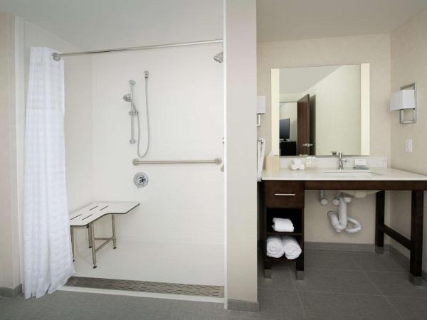 Homewood Suites by Hilton Austin Downtown : photo 7 de la chambre king suite with roll-in shower - mobility and hearing access/non-smoking