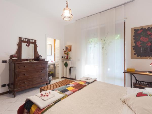 Al Quadrifoglio Bed & Breakfast : photo 3 de la chambre chambre double avec salle de bains privative