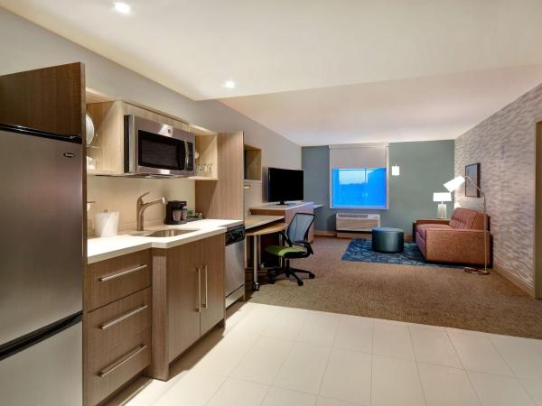 Home2 Suites By Hilton Boston South Bay : photo 3 de la chambre suite 1 chambre lit king-size - non-fumeurs