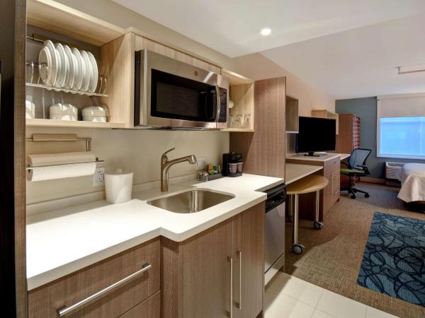 Home2 Suites By Hilton Boston South Bay : photo 5 de la chambre suite studio lit king-size - non-fumeurs