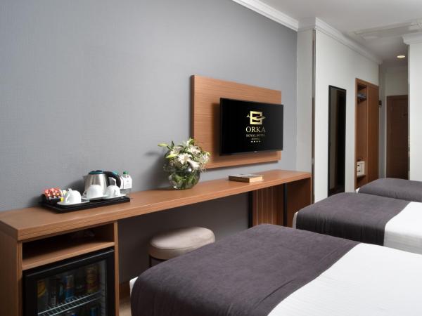 Orka Royal Hotel & Spa : photo 3 de la chambre chambre triple standard - accès gratuit au spa