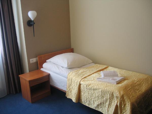 Hotel Dom Marynarza : photo 1 de la chambre chambre simple deluxe