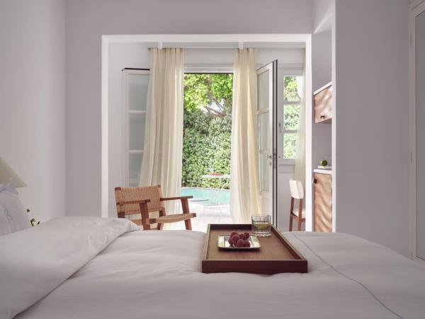 Belvedere Mykonos - Main Hotel - The Leading Hotels of the World : photo 2 de la chambre chambre lune de miel avec piscine privée