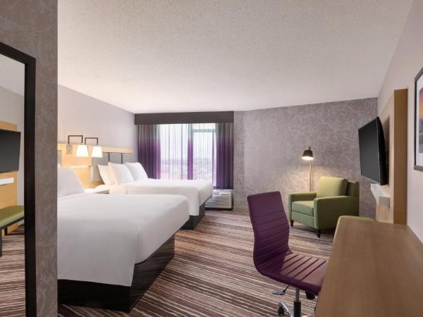 Holiday Inn Philadelphia Arpt-Stadium Area, an IHG Hotel : photo 2 de la chambre chambre standard avec 2 lits queen-size