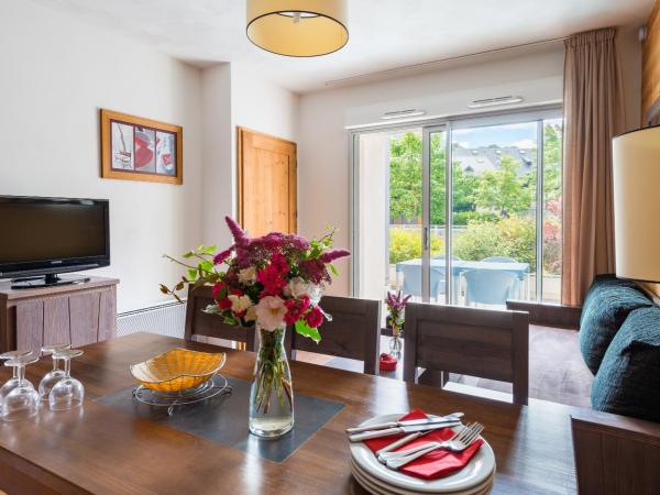 Lagrange Vacances Le Clos Saint Hilaire : photo 3 de la chambre appartement 1 chambre (4 adultes)