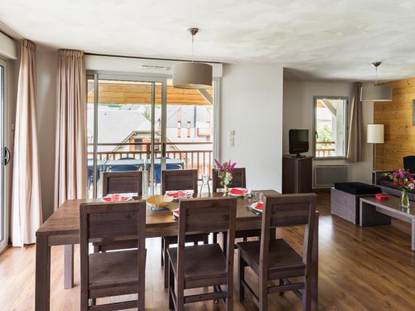 Lagrange Vacances Le Clos Saint Hilaire : photo 3 de la chambre appartement 1 chambre avec alcôve (6 adultes)