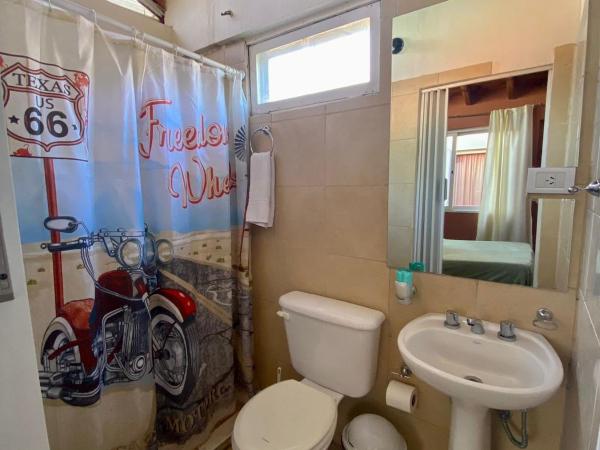 Open House Hostel : photo 4 de la chambre chambre double avec salle de bains privative