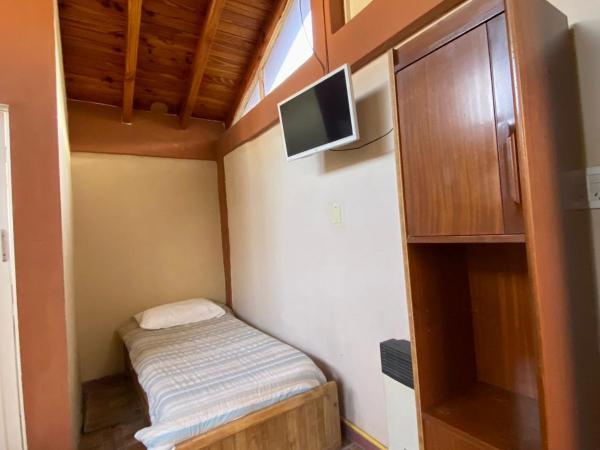 Open House Hostel : photo 3 de la chambre chambre double avec salle de bains privative