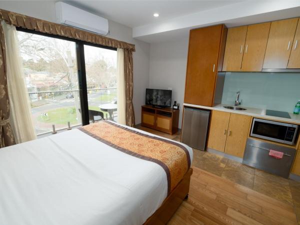 Melrose Apartments : photo 5 de la chambre studio