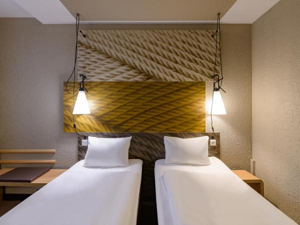 Ibis Hotel Köln Am Dom : photo 1 de la chambre chambre lits jumeaux