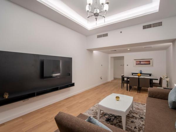 Rose Garden Hotel Apartments - Al Barsha, Near Metro Station : photo 4 de la chambre appartement 2 chambres avec balcon