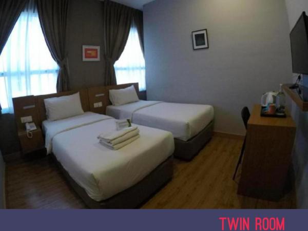 Hotel Ariana 5 minutes Bukit Indah 15 minutes Legoland 20 minutes Utm : photo 1 de la chambre chambre double ou lits jumeaux