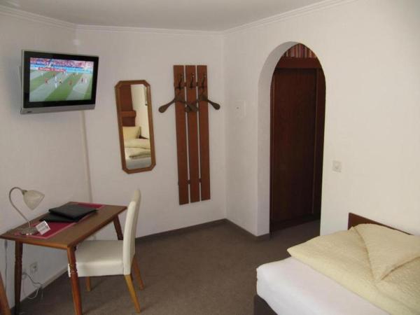 Soliva Hotel & Apartments : photo 2 de la chambre chambre simple avec balcon