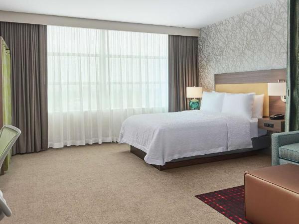 Home2 Suites By Hilton Chicago McCormick Place : photo 4 de la chambre studio lit queen-size - non-fumeurs