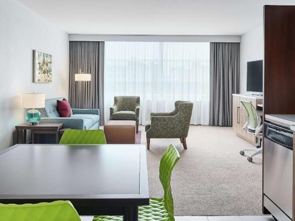 Home2 Suites By Hilton Chicago McCormick Place : photo 6 de la chambre suite 1 chambre lit king-size - non-fumeurs