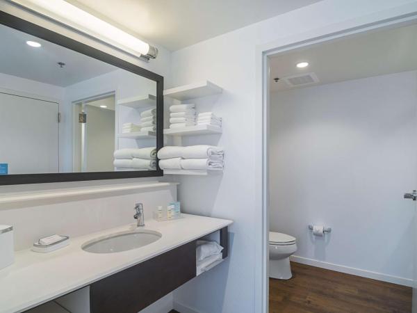 Hampton Inn Chicago North-Loyola Station, Il : photo 5 de la chambre suite lit king-size – non-fumeurs