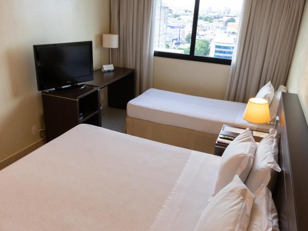 Hotel Saint Paul : photo 3 de la chambre chambre triple deluxe