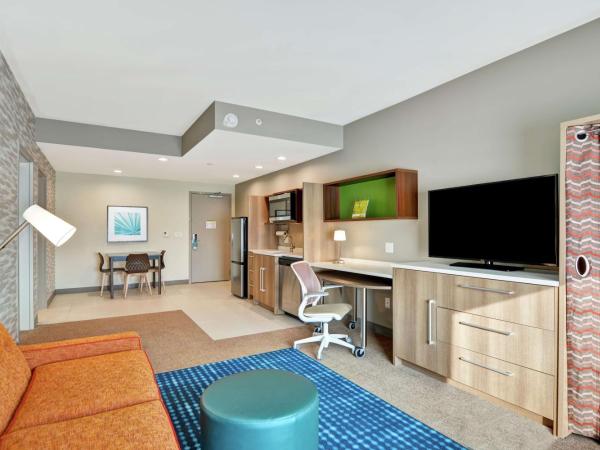 Home2 Suites By Hilton Charlotte Piper Glen : photo 2 de la chambre suite 1 chambre lit king-size - non-fumeurs