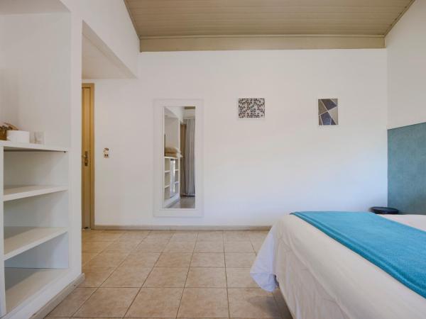 Hotel Ilha Branca Inn : photo 2 de la chambre chambre double avec balcon - vue sur mer