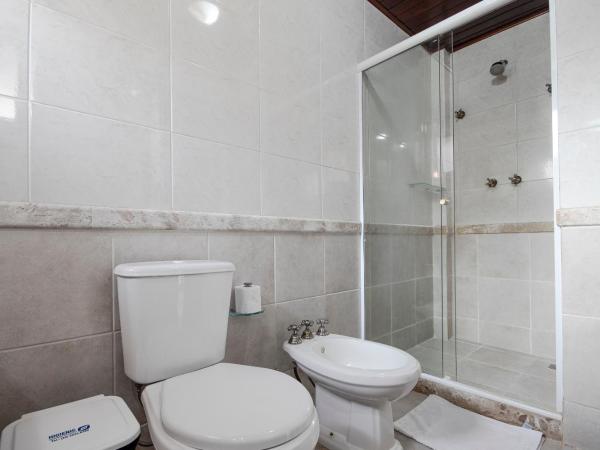 Hotel Ilha Branca Inn : photo 3 de la chambre chambre double avec balcon - vue sur mer