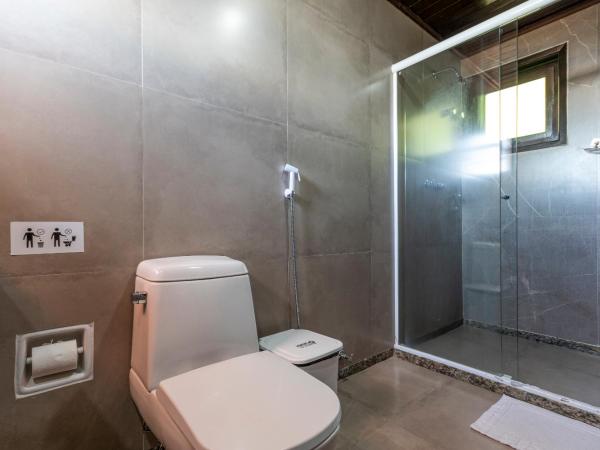 Hotel Ilha Branca Inn : photo 5 de la chambre chambre double avec balcon - vue sur mer