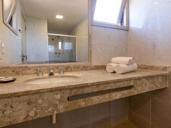 Hotel Ilha Branca Inn : photo 5 de la chambre chambre quadruple