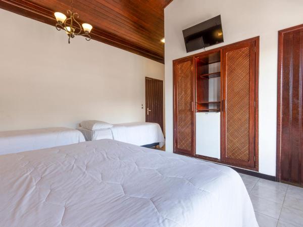 Hotel Ilha Branca Inn : photo 10 de la chambre chambre quadruple