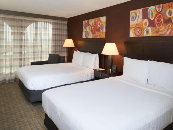 DoubleTree by Hilton Dallas Market Center : photo 2 de la chambre chambre double avec 2 lits doubles - non-fumeurs