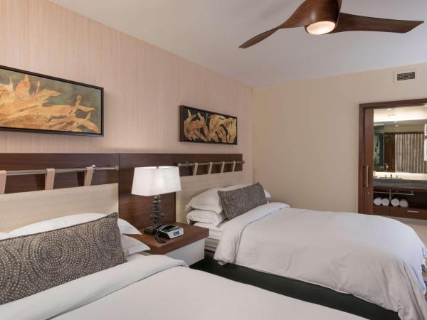 Hilton Grand Vacation Club The Grand Islander Waikiki Honolulu : photo 3 de la chambre suite 1 chambre avec 2 lits doubles - vue partielle sur océan