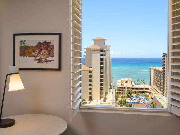 Embassy Suites by Hilton Waikiki Beach Walk : photo 2 de la chambre suite premium 1 chambre avec 2 lits queen-size - vue sur océan