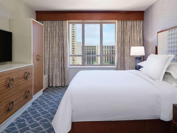 Hilton Grand Vacations Club Grand Waikikian Honolulu : photo 4 de la chambre suite 2 chambres - vue sur ville