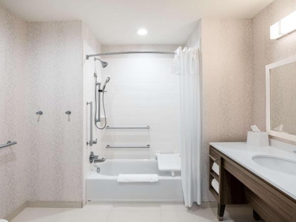 Home2 Suites by Hilton Houston Bush Intercontinental Airport Iah Beltway 8 : photo 5 de la chambre suite studio lit king-size - adaptée aux personnes malentendantes - non-fumeurs