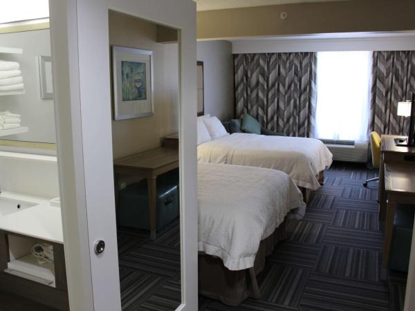 Hampton Inn Jacksonville South/I-95 at JTB : photo 1 de la chambre chambre exécutive avec 2 lits queen-size 