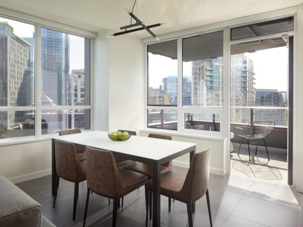 Level Seattle Downtown South Lake Union : photo 4 de la chambre suite 2 chambres sky