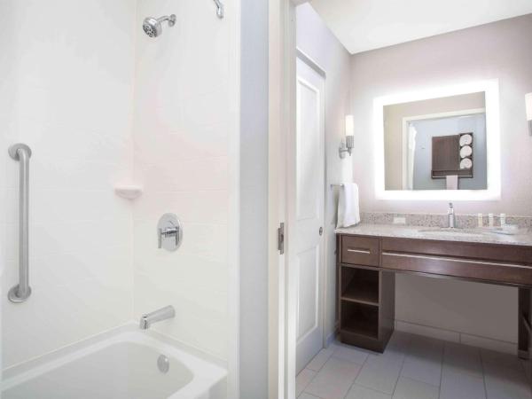 Homewood Suites By Hilton Las Vegas City Center : photo 8 de la chambre suite studio lit king-size - accessible aux personnes à mobilité réduite - non-fumeurs