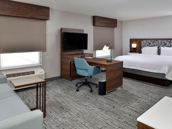 Hampton Inn & Suites Las Vegas Airport : photo 3 de la chambre suite studio lit king-size avec canapé-lit – non-fumeurs