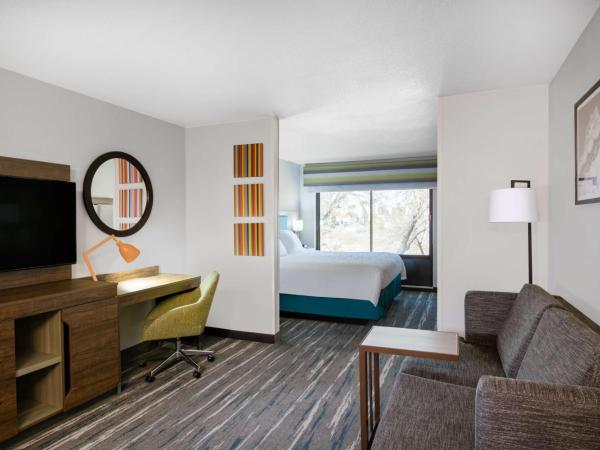 Hampton Inn & Suites Las Vegas-Henderson : photo 1 de la chambre suite studio lit king-size - non-fumeurs