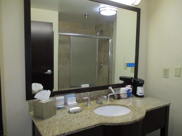 Hampton Inn & Suites Las Vegas South : photo 3 de la chambre chambre lit king-size - non-fumeurs