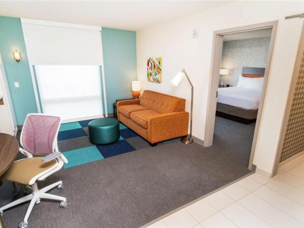 Home2 Suites by Hilton Las Vegas Stadium District : photo 1 de la chambre suite 1 chambre lit king-size - non-fumeurs