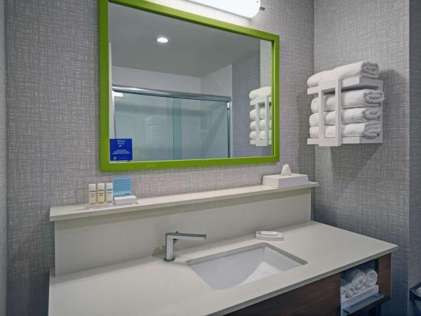 Hampton Inn Las Vegas Strip South, NV 89123 : photo 1 de la chambre chambre avec 2 lits queen-size - adaptée aux personnes malentendantes - non-fumeurs