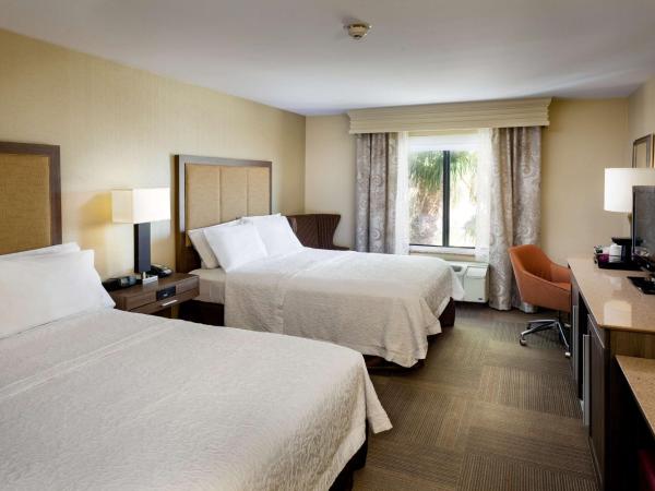 Hampton Inn & Suites Las Vegas-Red Rock/Summerlin : photo 1 de la chambre chambre 2 lits queen-size - non-fumeurs